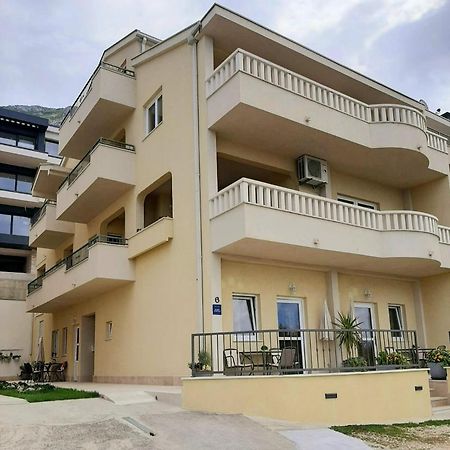מאקרסקה Apartments Akmadzic מראה חיצוני תמונה