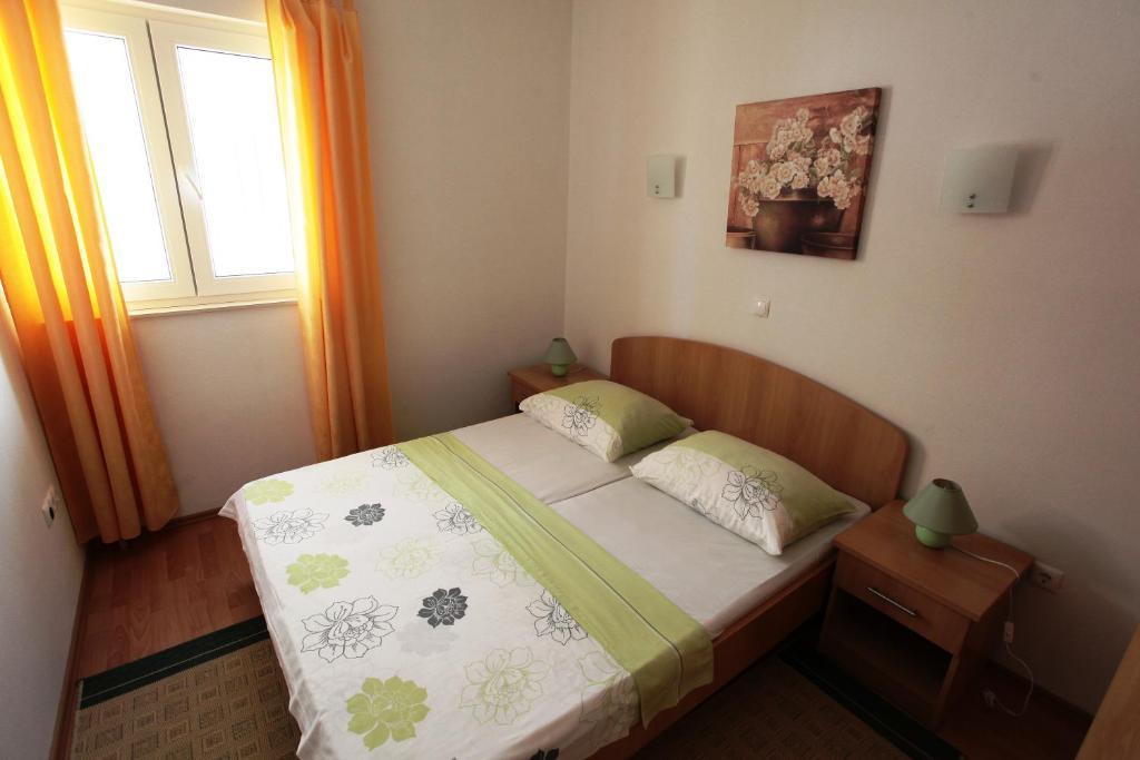 מאקרסקה Apartments Akmadzic מראה חיצוני תמונה