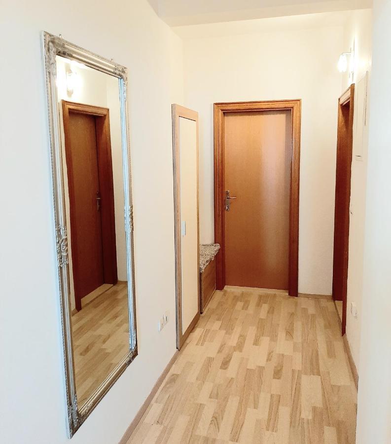 מאקרסקה Apartments Akmadzic מראה חיצוני תמונה