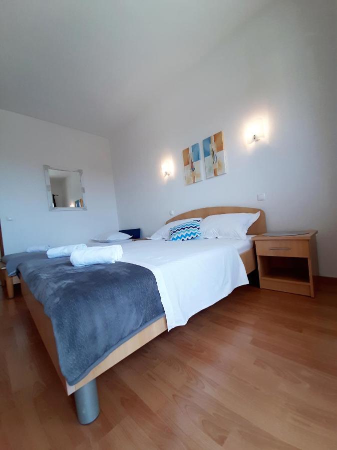 מאקרסקה Apartments Akmadzic מראה חיצוני תמונה
